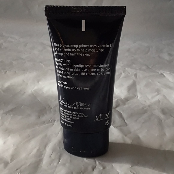 Lune + Aster Realglow Primer - Picture 2 of 2